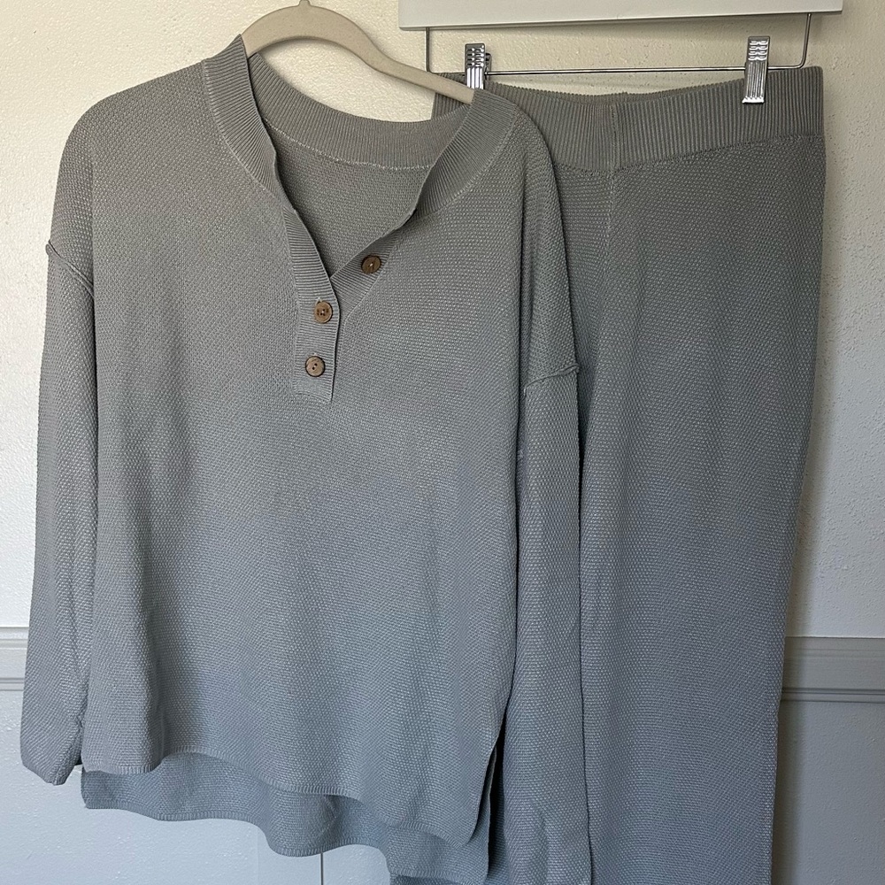 knit sweater set